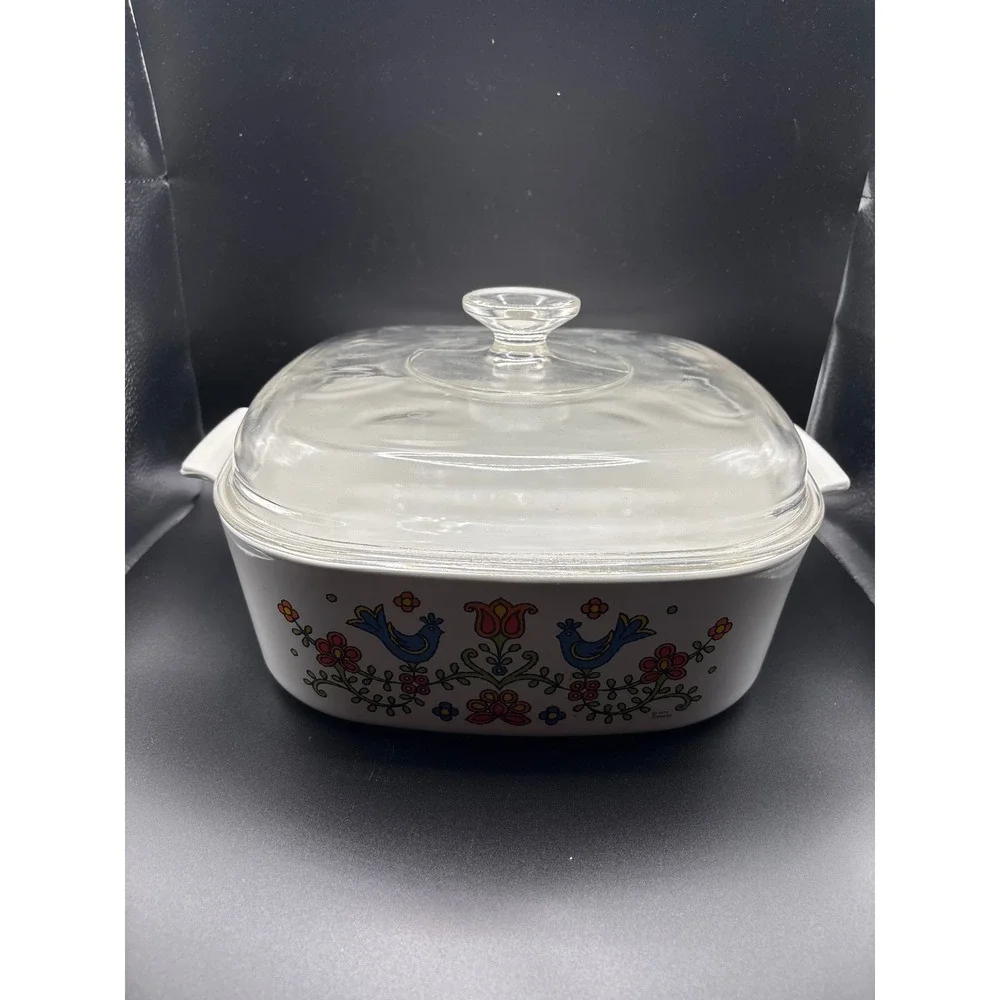 Corning Ware Country Festival Blue Bird Casserole Dish with Glass Lid 2.5 Quart